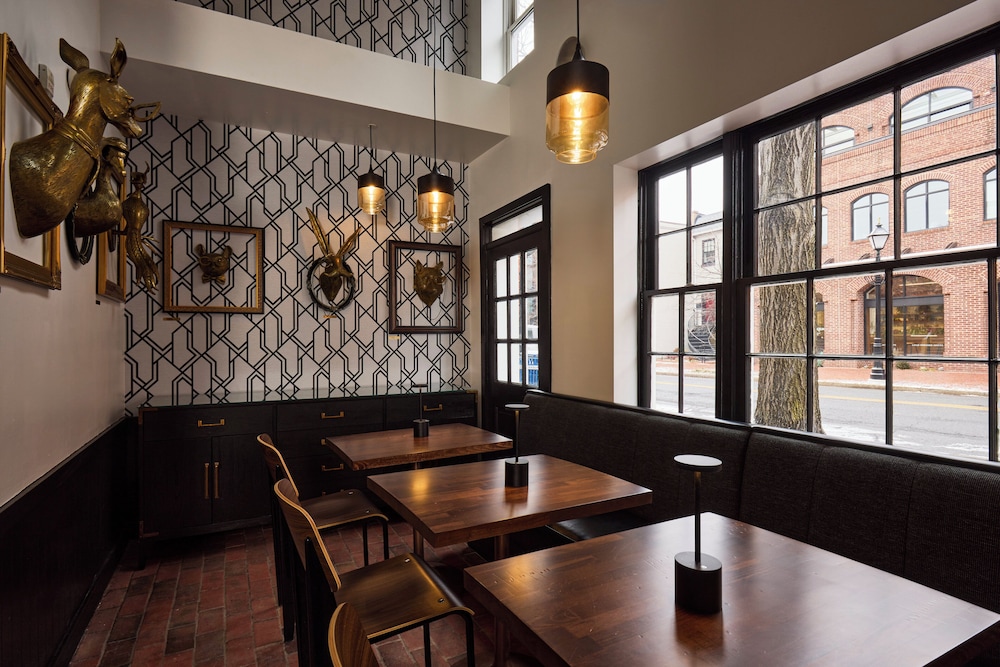 Archer Hotel Old Town Alexandria - photo 73