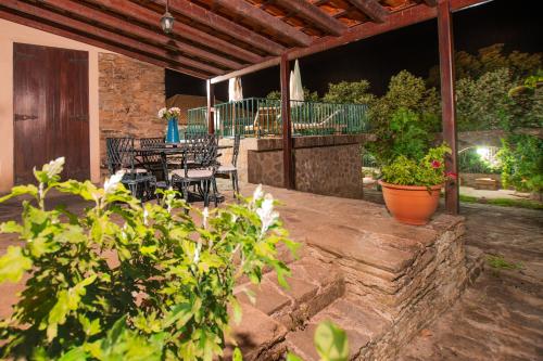 Villa Dos Cedros — 4-Star Luxury Hotel in Mirandela, Portugal