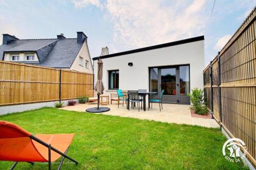 La source - carbon neutral hotel in Plouhinec