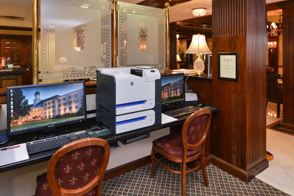 Madison Hotel - photo 59