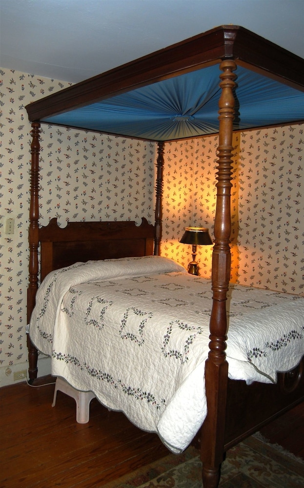 Glenfield Plantation Historic Antebellum Bed and Breakfast - photo 11