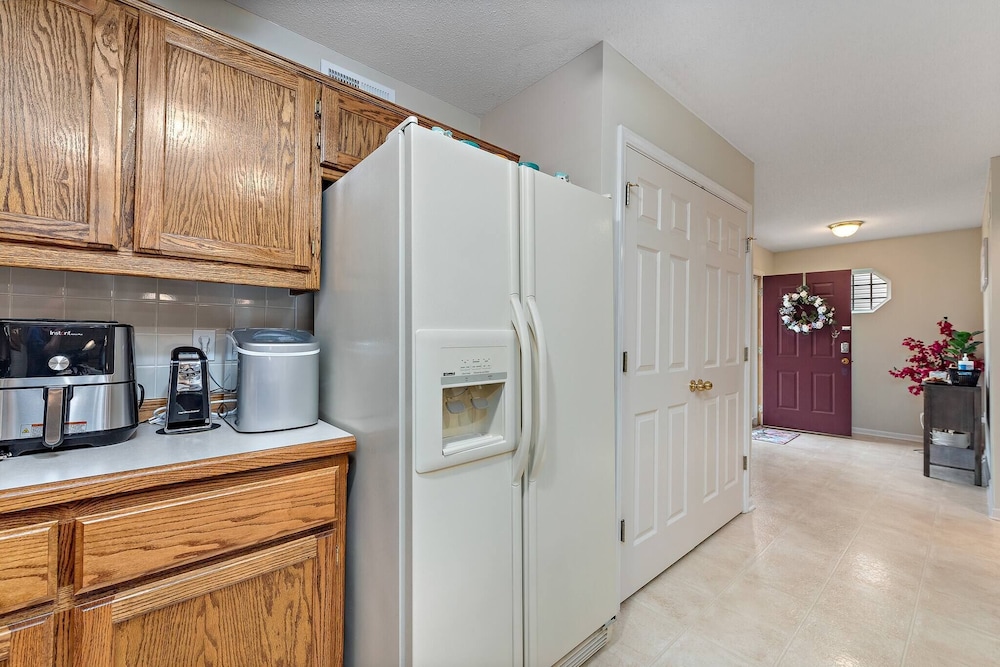 Beautiful Townhome 11 Minutes To Downtown Kansas City Mo - photo 21