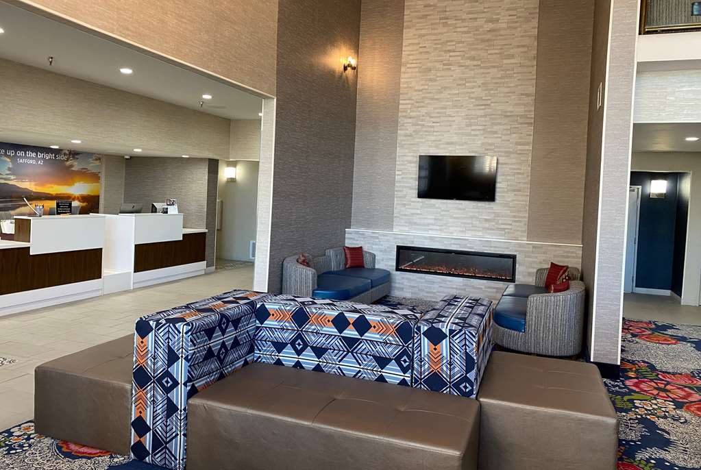 La Quinta Inn & Suites by Wyndham Safford Copper Valley - photo 6