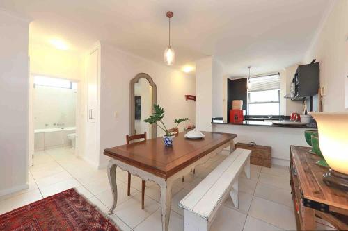 Muizenberg Apartment
