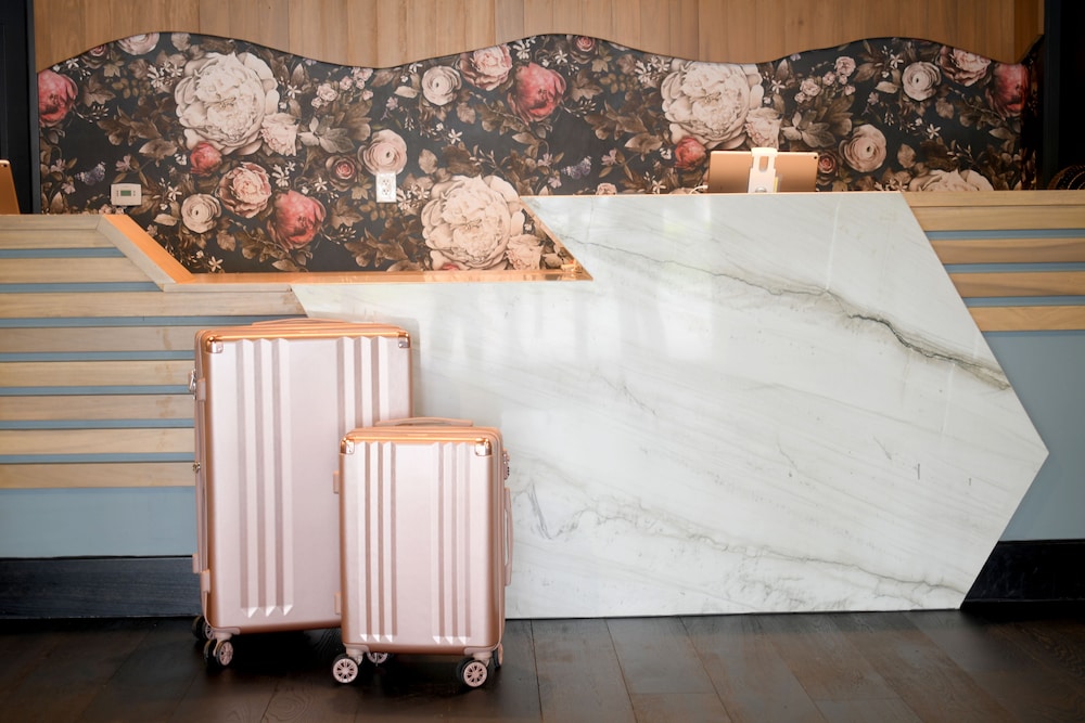 The Wayfarer San Luis Obispo Tapestry Collection by Hilton - photo 4