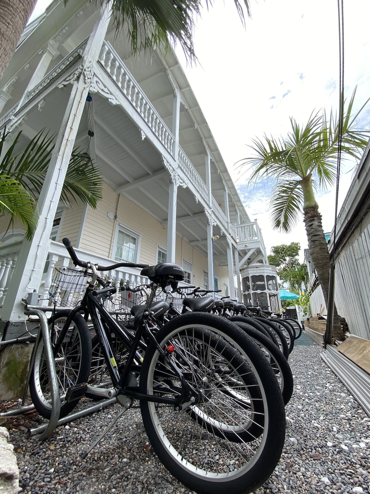 The Palms Hotel - photo 153