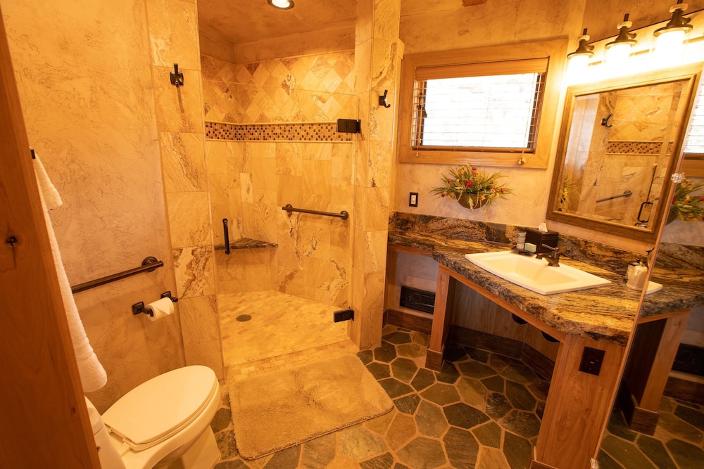 Cougar Ridge Resort LLC - photo 70