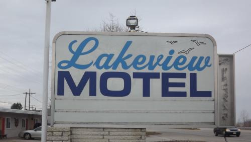 Lakeview Motel - photo 19