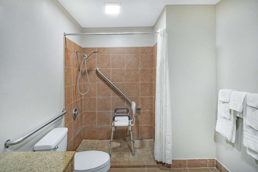 Days Inn by Wyndham Cookeville - photo 8