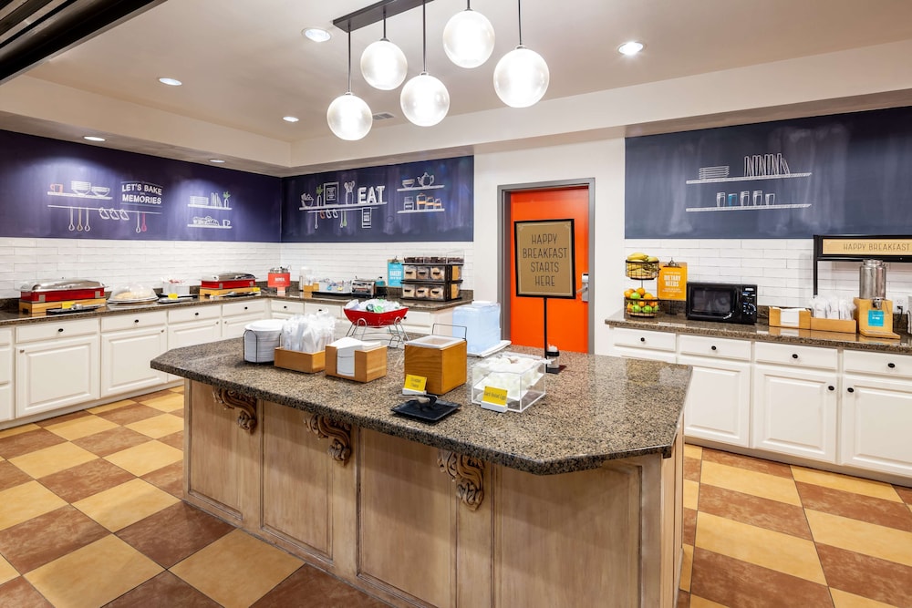Hampton Inn & Suites Texarkana - photo 36