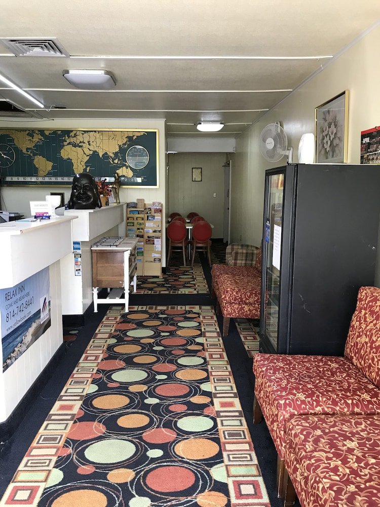 Relax Inn Altoona - photo 82