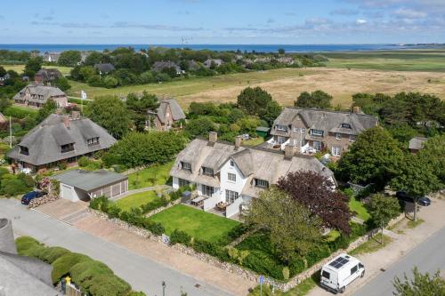 Ferienhaus Kaptn Karl Keitum Sylt in Keitum, Germany