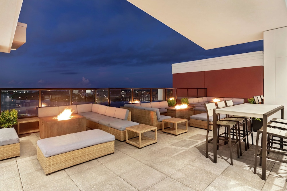 Embassy Suites by Hilton Wilmington Riverfront - photo 33