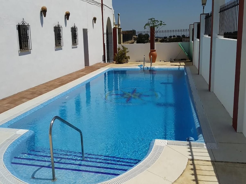 Venta del Alto Hotel Las Cumbres — hotel in Cazalla De La Sierra