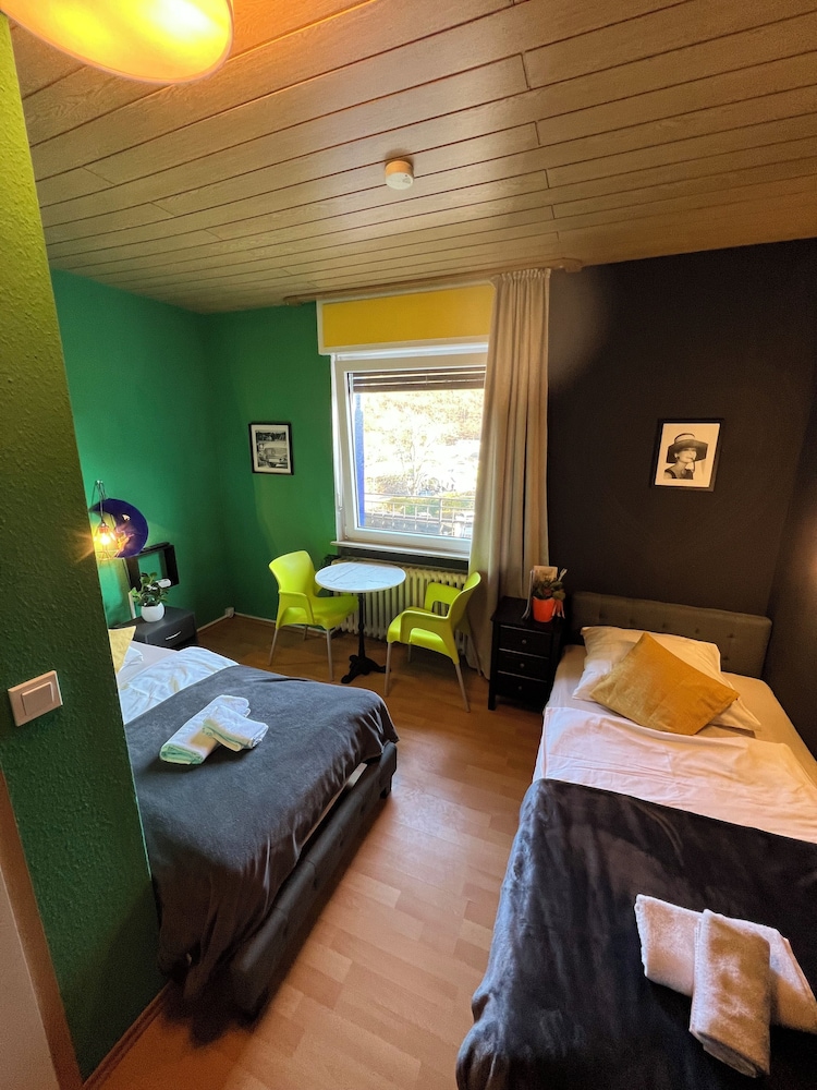 Seeblick Hotel Obermaubach — Kreuzau — photo 2