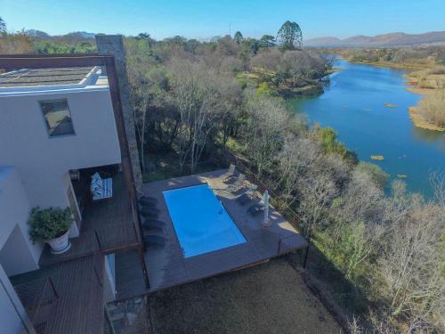 Migdâsh Guesthouse — 4-Star Luxury Hotel in Hartbeespoort, South Africa