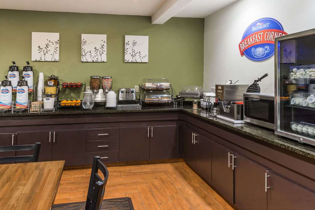 Baymont by Wyndham Pueblo - photo 13
