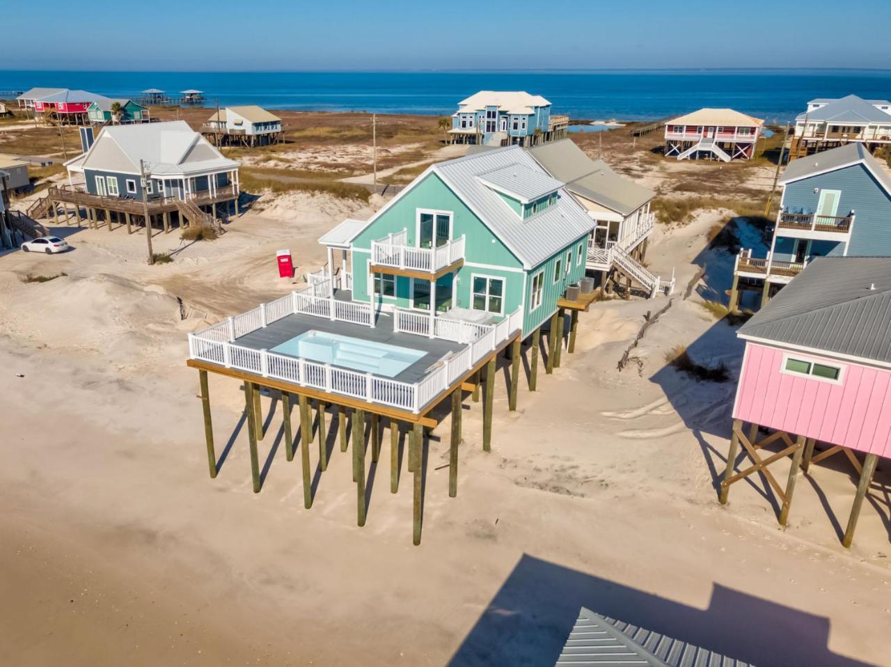 Island Oasis — 4-Star Luxury Hotel in Dauphin Island, United States