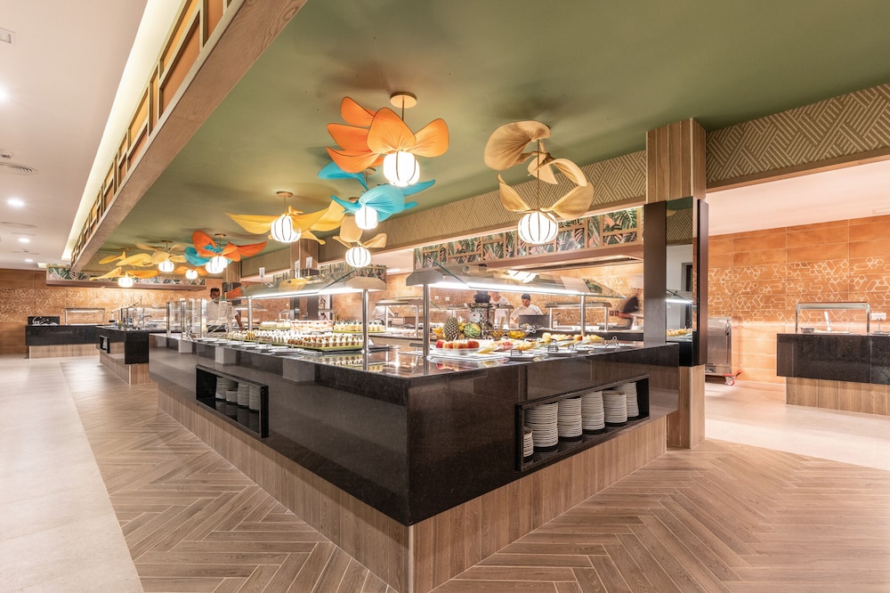 מזון ומשקאות