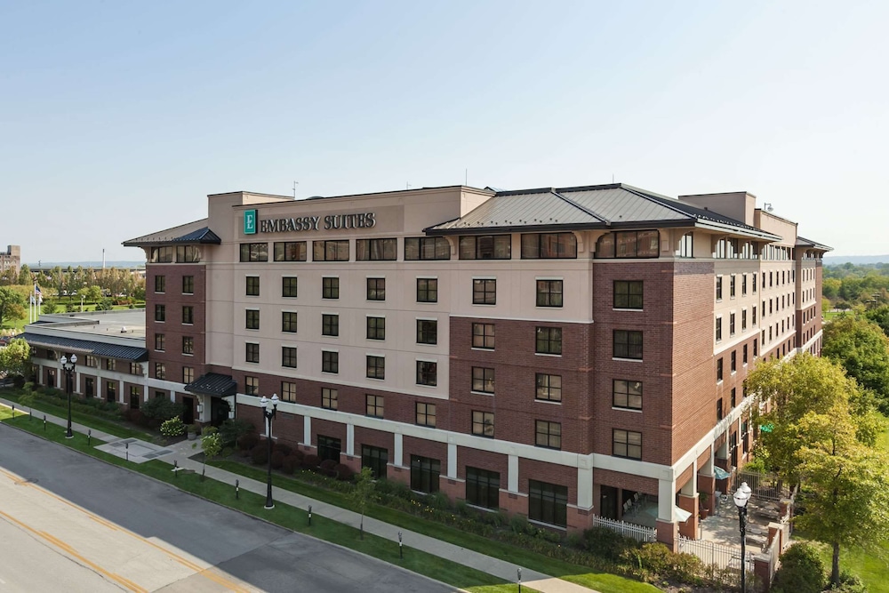 Embassy Suites By Hilton Omaha Downtown Old Market — Omaha