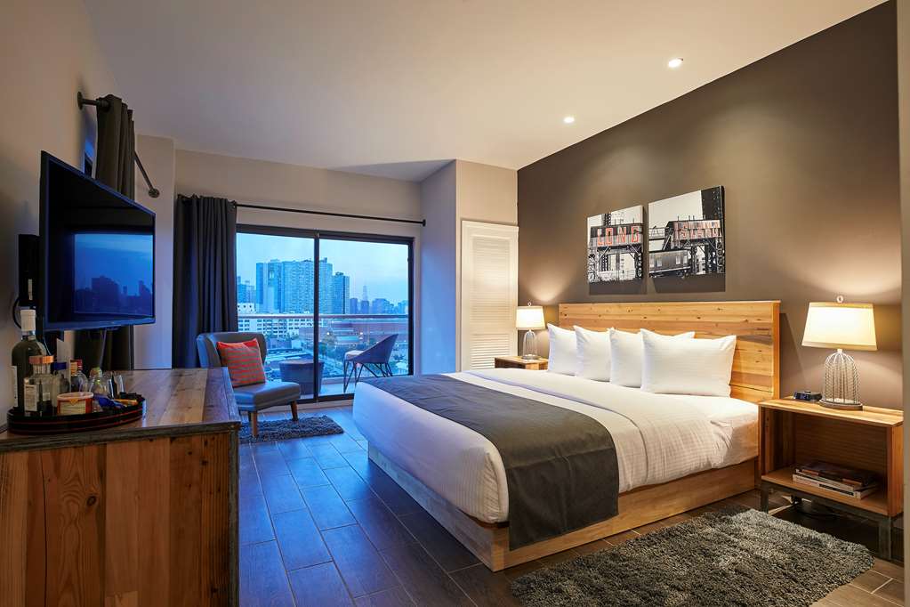 Ravel Hotel Trademark Collection by Wyndham in Long Island City, United States