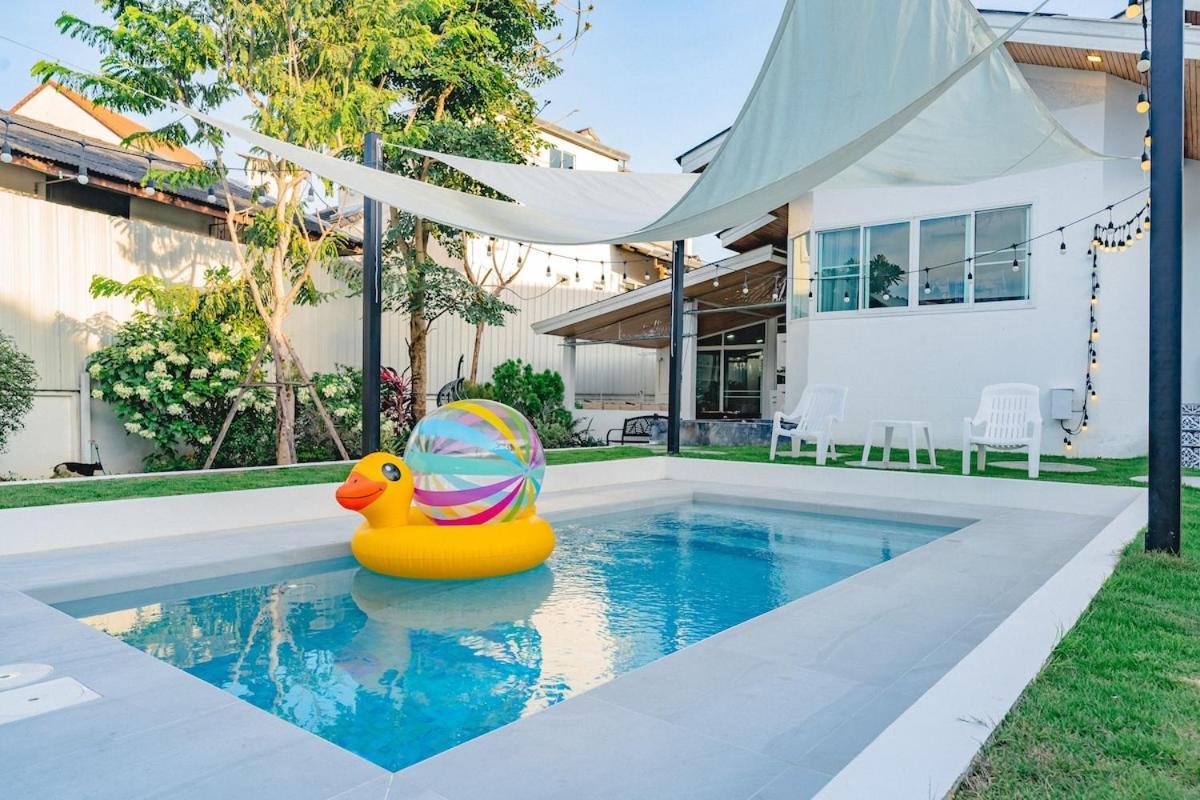 Springday House Pool Villa Near Nimman — 4-Star Luxury Hotel in Chiang Mai, Thailand