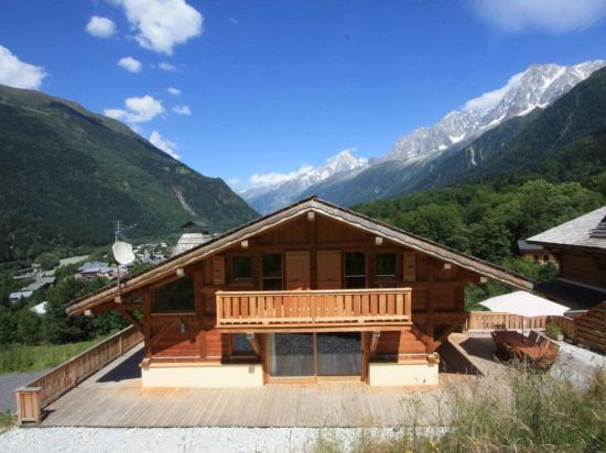 Chalet Anelie — 4-Star Luxury Hotel in Les Houches, France