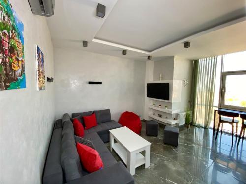 Pearl 17 Sea View Elite Apartments in Historical Centre of Odessa — 4-Star Luxury Hotel in Odessa, Ukraine