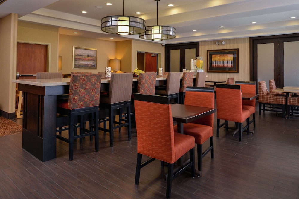 Hampton Inn Idaho Falls Airport - photo 38