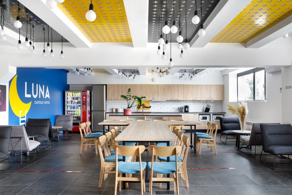 Luna Capsule Capsule Hotel in Vladivostok, Russia