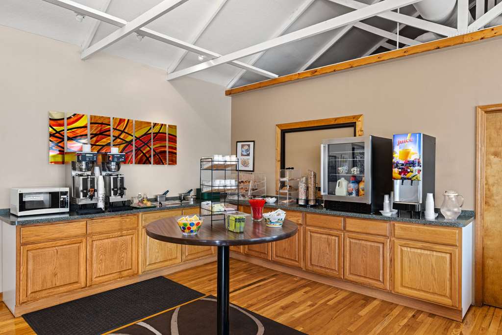 Super 8 by Wyndham Branson Shepherd of the Hills Exwy - photo 31