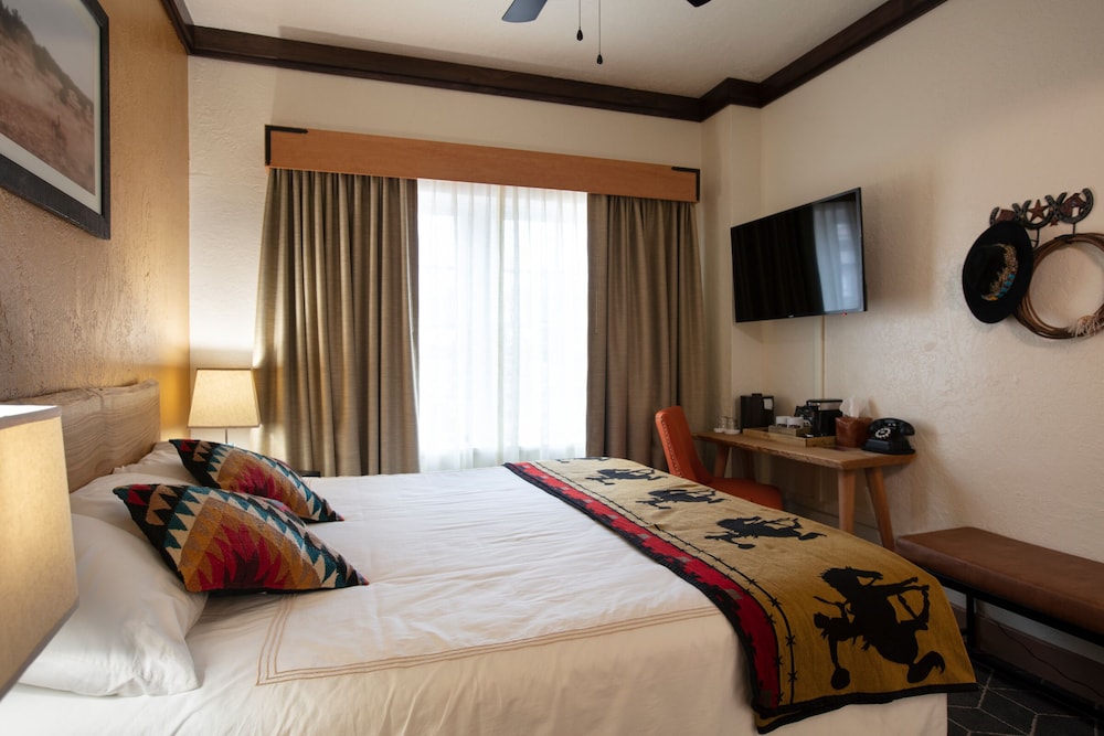 Hotel El Rancho - photo 7