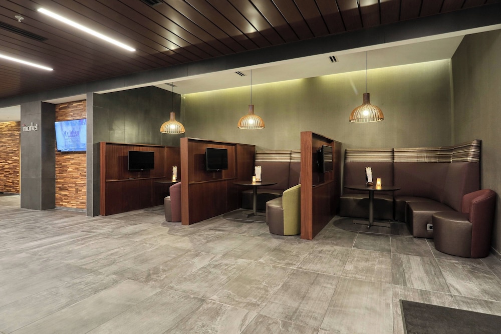 Courtyard by Marriott North Brunswick - photo 26
