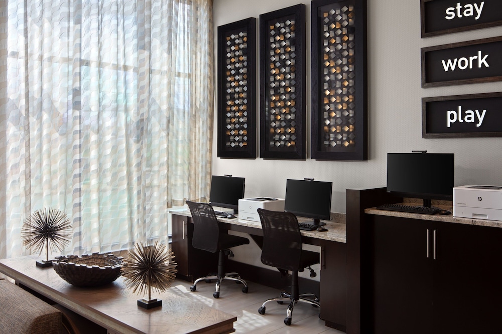 TownePlace Suites Boston Logan Airport Chelsea - photo 4