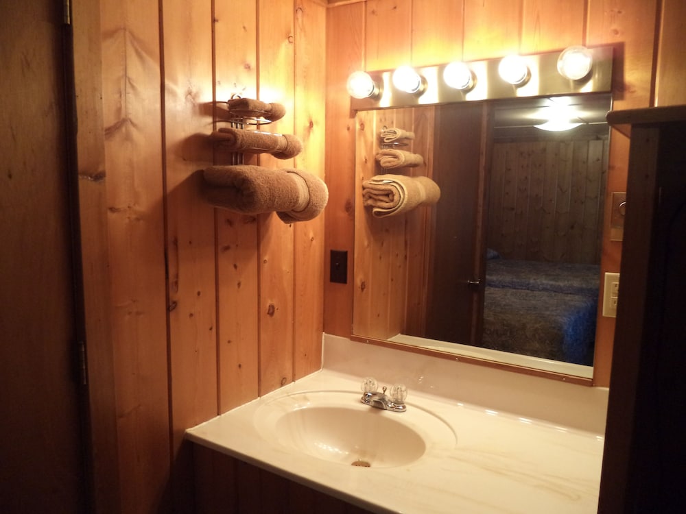 Hilltop Motel - photo 4