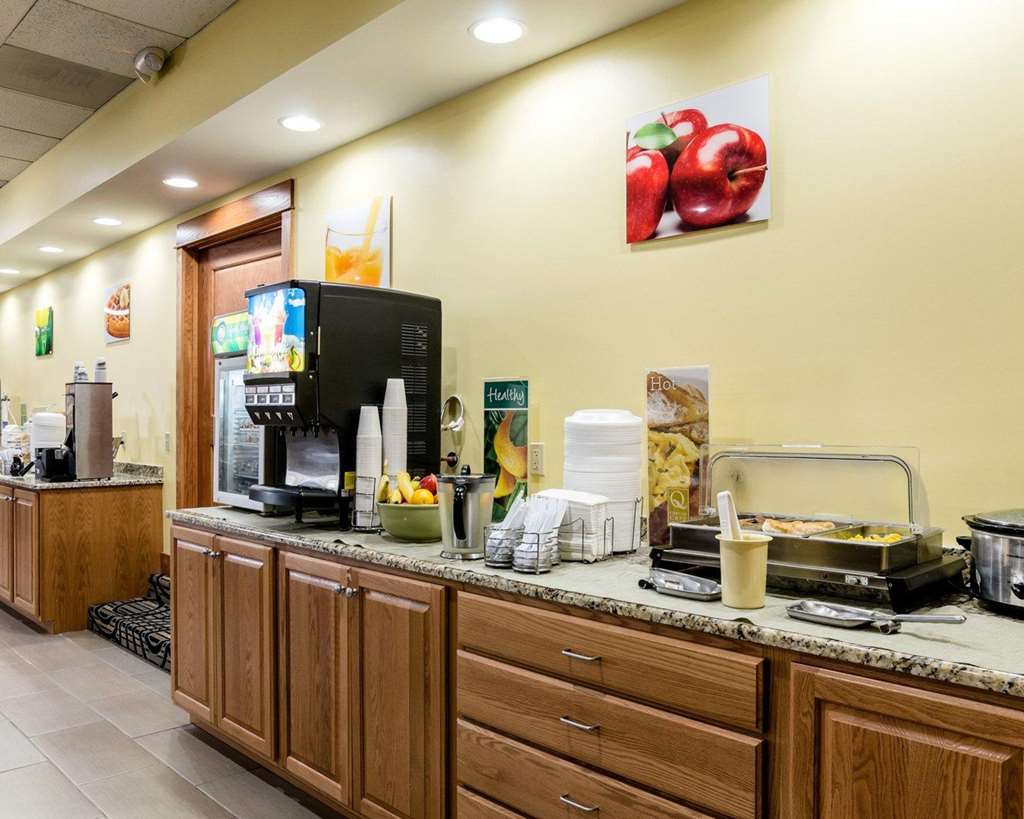 Quality Inn Liberal - photo 21