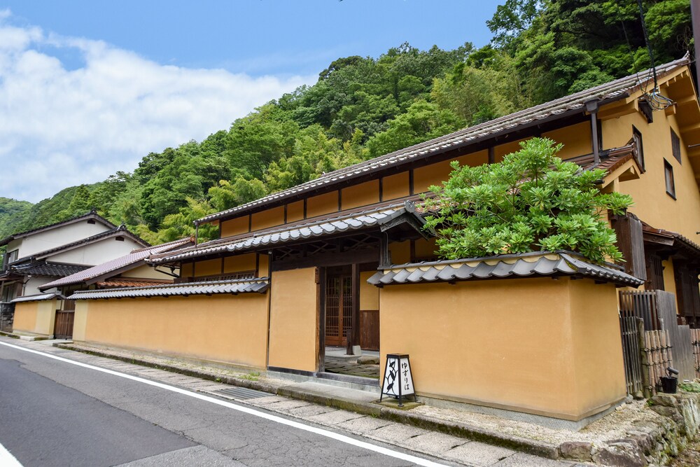 Yuzuriha in Oda, Japan