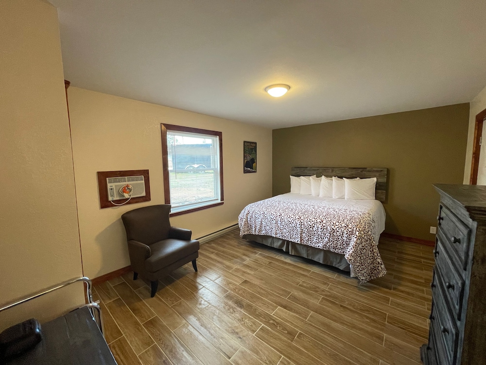 Estes Mountain Inn - photo 32
