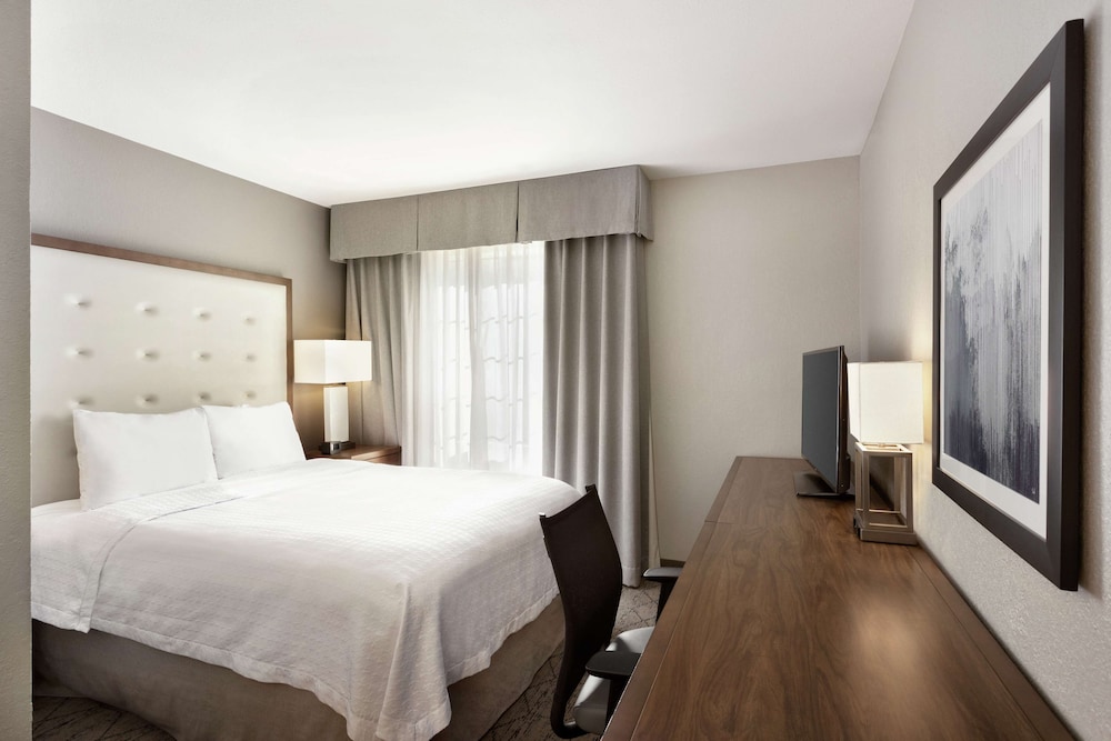Homewood Suites by Hilton Portland Airport - photo 10
