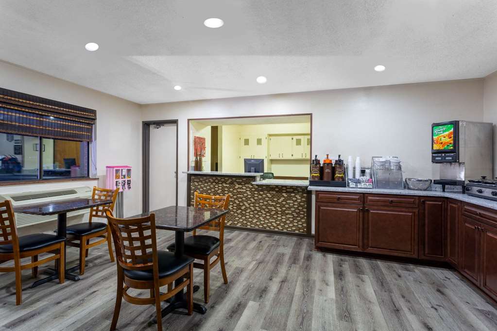 Super 8 by Wyndham Abingdon VA - photo 8