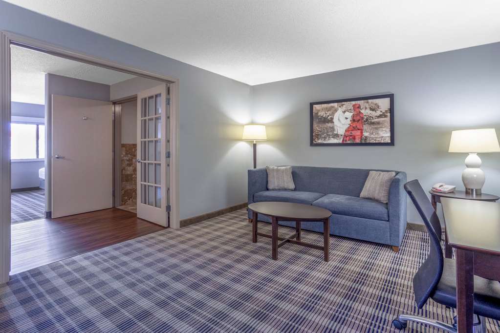 AmericInn by Wyndham Madison South - photo 18