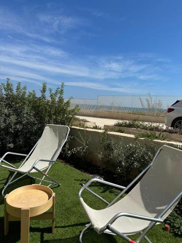 White home Marzamemi — 4-Star Luxury Hotel in Pachino, Italy