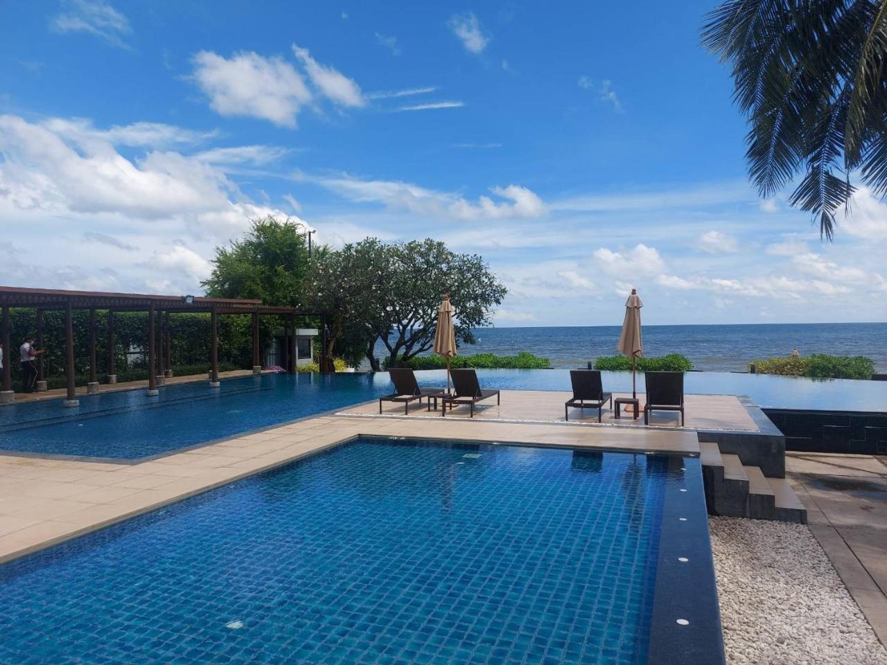 Baan Chan Talay D32 A modern comfortable 2 bedroom apartment in Chaam — 4-Star Luxury Hotel in Cha-Am, Thailand