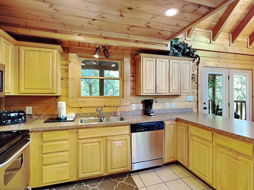 Topsy Sevierville - photo 11