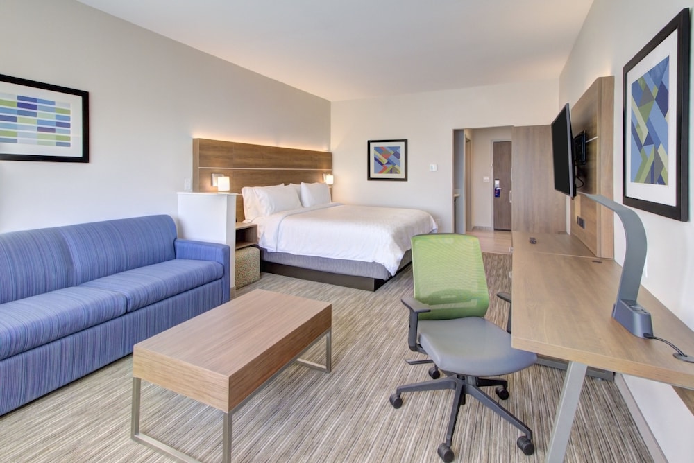 Holiday Inn Express & Suites Charlotte Southwest by IHG - photo 6