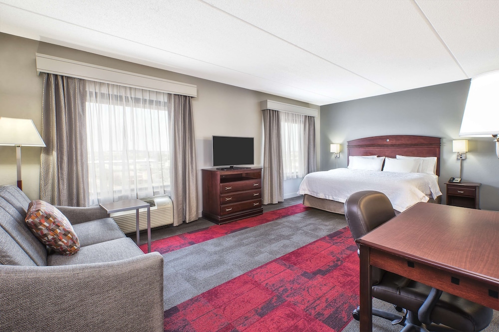 Hampton Inn & Suites Madison West - photo 14