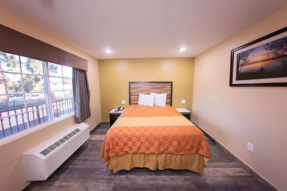 Garey Motel - photo 12