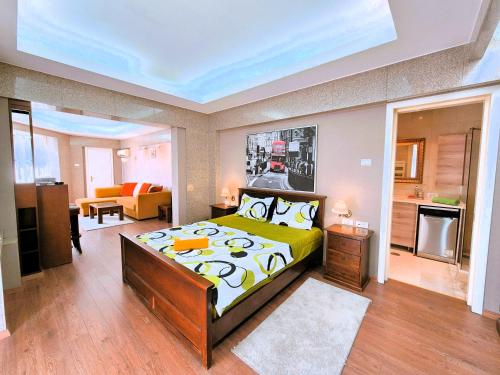 Central Urban Deluxe Loft — 4-Star Luxury Hotel in Bucharest, Romania