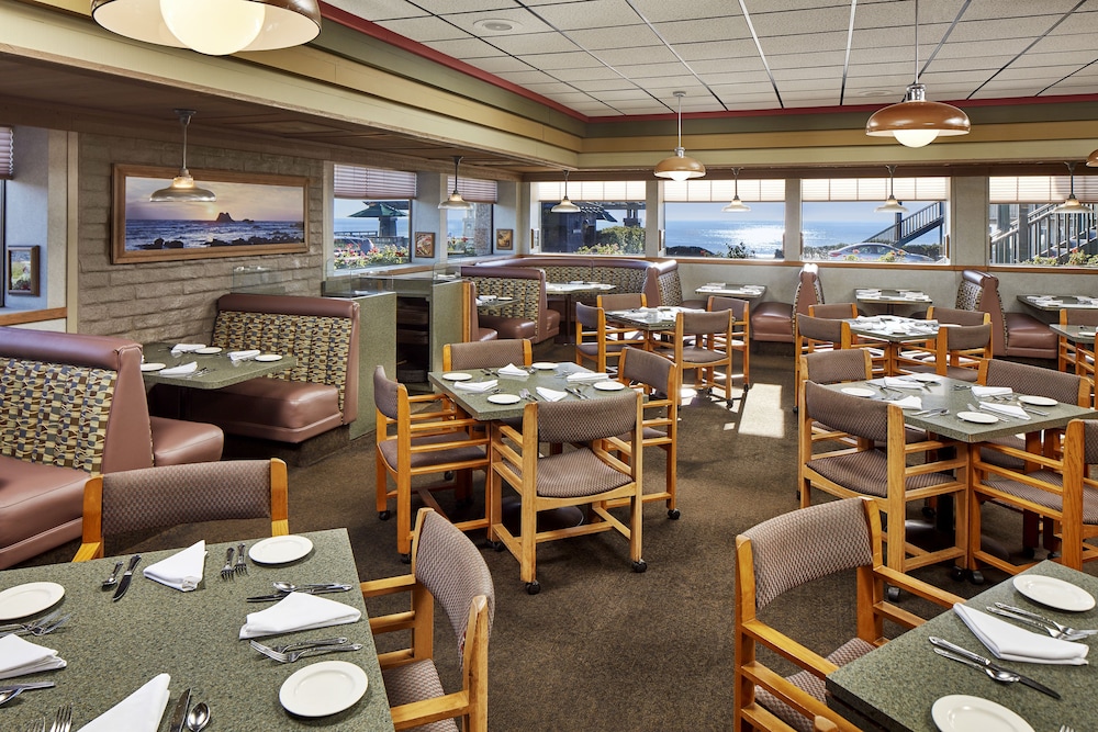Cavalier Oceanfront Resort - photo 34