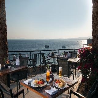 Jaz Fanara Resort & Residence